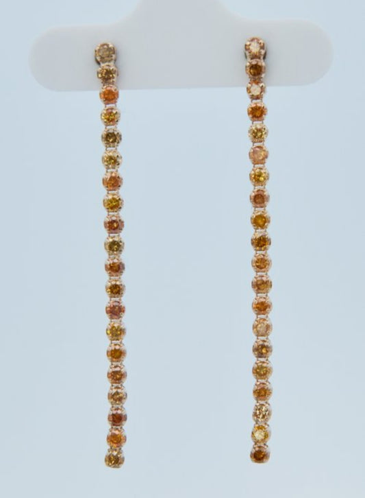 Pendientes de Oro Amarillo 18K con 40 Diamantes Naturales Redondos